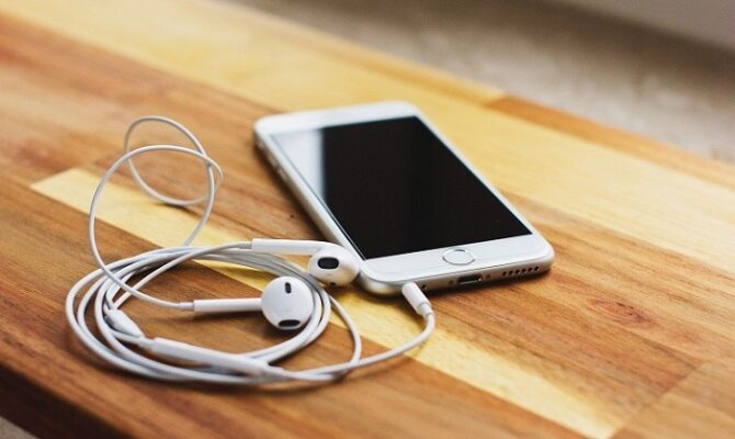6 Cách khắc phục lỗi iphone không nhận tai nghe tốt nhất.