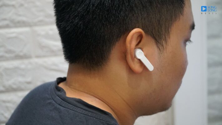 Tai nghe True Wireless Remax TWS-7 là một chiếc tai nghe có cải tiến nổi bật, có thể độc lập sử dụng được cả hai bên, không có sử phân biệt giữa tai nghe chính và tai nghe phụ như những sản phẩm khác
